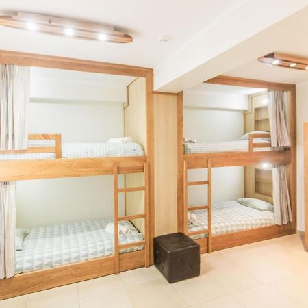 Peniche Surfcamp Hostel Đảo Đảo Baleal Ngoại thất bức ảnh