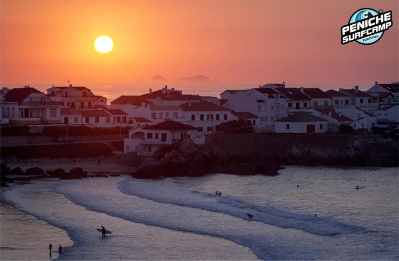 Peniche Surfcamp Hostel Đảo Đảo Baleal Ngoại thất bức ảnh